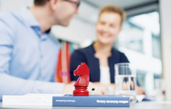 Handelsgeschäfte und Verträge mit Rechtsanwalt Handelsgeschäfte und Verträge mit Rechtsanwalt